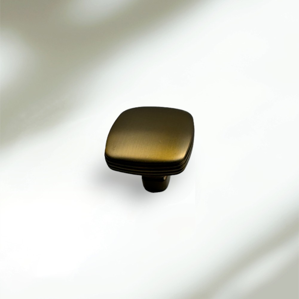 Umut Model 12 Düğme Kulp Bronz