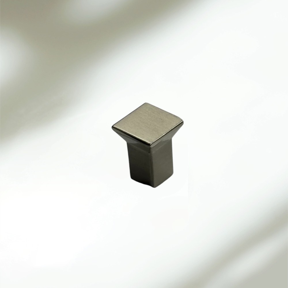 Umut Model 85 Düğme Kulp 18x18 mm. Inoks